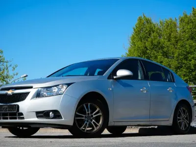 Brugt Chevrolet Cruze LT 124 HK (91 kW) 2012 Sølv Sedan
