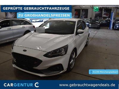 Gebraucht Ford Focus ST 190 PS (139 kW) 2022 Weiß Limousine