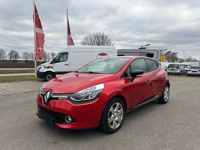 Gebraucht Renault Clio IV Luxe 120 PS (88 kW) 2015 Rot Limousine