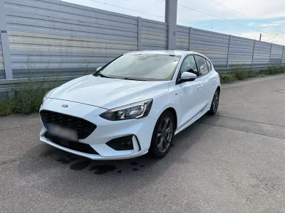 Gebraucht Ford Focus ST-Line 125 PS (91 kW) 2018 Weiß Limousine
