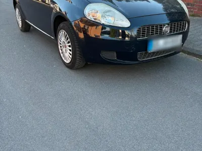 Usata Fiat Punto 60 CV (44 kW) 2009 Blu Utilitaria