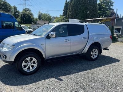 Gebraucht Mitsubishi L200 178 PS (130 kW) 2010 Silber Abholung