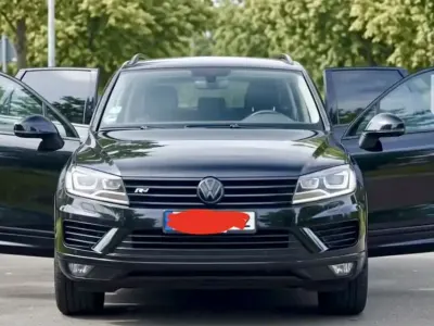 Gebraucht VW Touareg Terrain Tech 262 PS (192 kW) 2015 Schwarz SUV