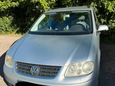 Gebraucht VW Touran 150 PS (110 kW) 2005 Silber Van / Kleinbus