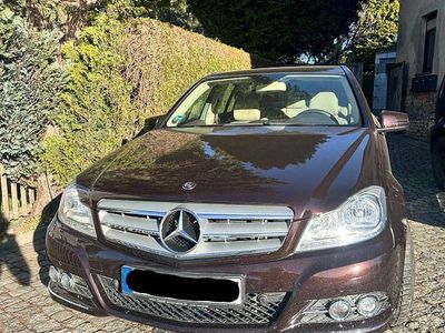Braun Gebraucht 2011 Mercedes C180 Elegance Limousine | 12.200 € (Fairer Preis)