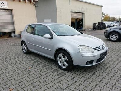 Silber Gebraucht 2006 VW Golf V Goal Limousine | 1.900 € (Guter Preis)