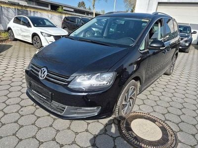 Second-hand VW Sharan Sound 150 CP (110 kW) 2017 Negru Monovolum