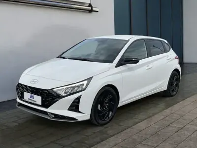Neu Hyundai i20 Blackline 90 PS (66 kW) 2026 Weiß Kleinwagen