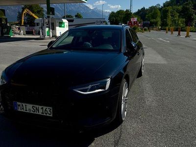 Gebraucht Audi A4 Ambiente 163 PS (119 kW) 2020 Schwarz Kombi