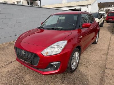 Gebraucht Suzuki Swift Comfort 90 PS (66 kW) 2018 Rot Kleinwagen
