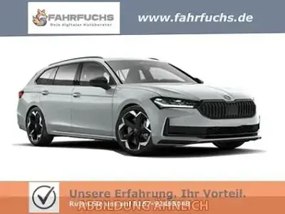 Gebraucht Skoda Superb Selection 150 PS (110 kW) 2025 Gelb Kombi