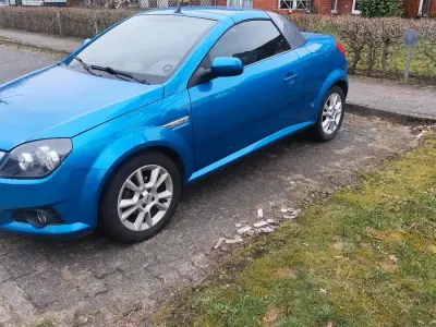 Gebraucht Opel Tigra 90 PS (66 kW) 2005 Blau Cabrio