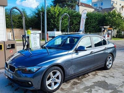 BMW 330e
