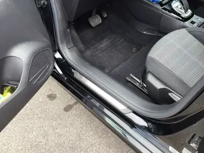 Gebraucht Opel Corsa-e Edition 100 kW (136 PS) 2021 Schwarz Kleinwagen