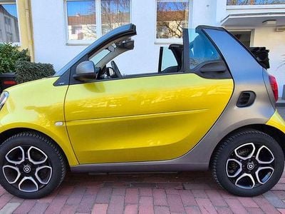 Gebraucht Smart ForTwo Cabrio Prime 90 PS (66 kW) 2016 Gelb Cabrio