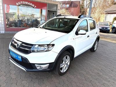 Gebraucht Dacia Sandero Prestige 90 PS (66 kW) 2015 Weiß SUV