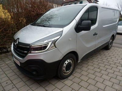 Gebraucht Renault Trafic 120 PS (88 kW) 2021 Silber Van / Kleinbus