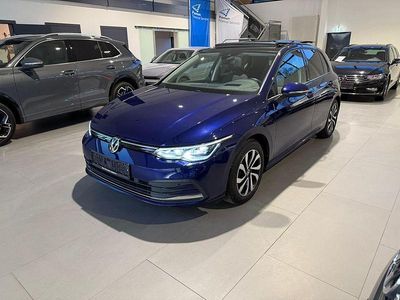 Gebraucht VW Golf VIII 150 PS (110 kW) 2022 Blau Limousine