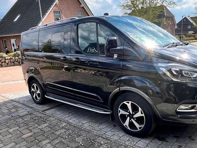 Usata Ford Tourneo Active 150 CV (110 kW) 2022 Nero Monovolume