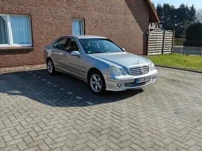 Gebraucht Mercedes C180 Elegance 143 PS (105 kW) 2004 Silber Limousine