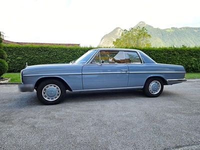 Gebraucht Mercedes W114 150 PS (110 kW) 1969 Blau Coupé