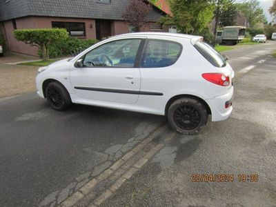 gebraucht Peugeot 206+ +