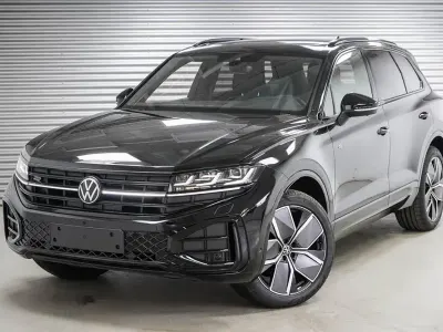 Neu VW Touareg R-line 286 PS (210 kW) 2026 Deep black metallic (0e) SUV