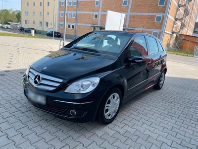 gebraucht Mercedes B180 CDI Teilleder Panorama