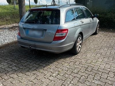 Mercedes C200