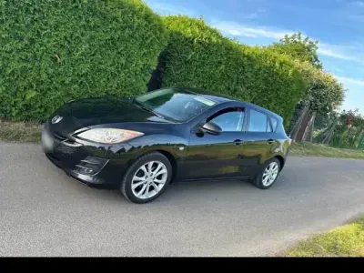 Gebraucht Mazda 3 High 105 PS (77 kW) 2010 Schwarz Limousine