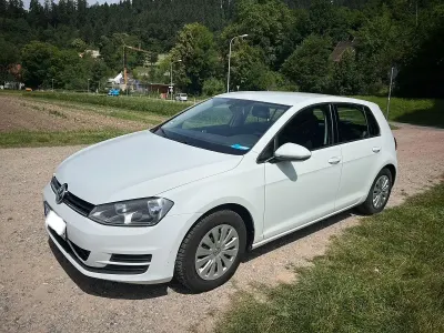 Gebraucht VW Golf VII 86 PS (63 kW) 2014 Weiß Limousine