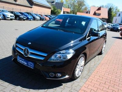 Usata Mercedes B180 122 CV (89 kW) 2013 Nero Monovolume
