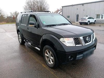 Second-hand Nissan Qashqai 174 CP (127 kW) 2006 Negru SUV