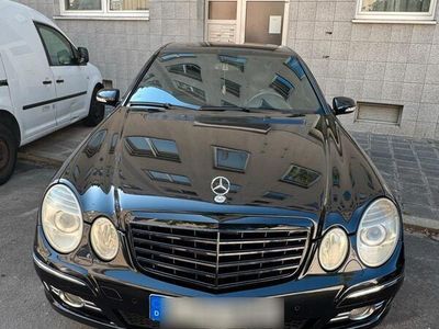 Mercedes E320