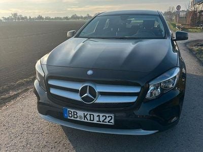 Gebraucht Mercedes GLA200 136 PS (100 kW) 2016 Schwarz SUV