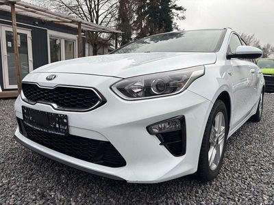 Gebraucht Kia Ceed Sportswagon 140 PS (102 kW) 2020 Weiß Kombi