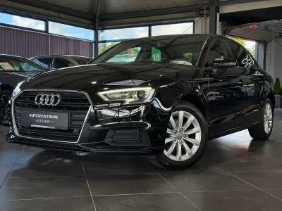 Gebraucht Audi A3 Basis 150 PS (110 kW) 2019 Schwarz Limousine
