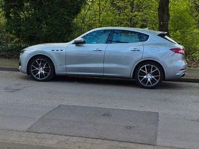 Usata Maserati Levante 349 CV (256 kW) 2019 Argento SUV