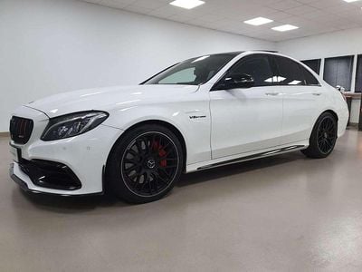 Weiß Gebraucht 2017 Mercedes C63 AMG AMG Limousine | 39.890 € (Fairer Preis)