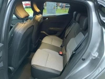 Neu Renault Clio V Techno 2025 Grau