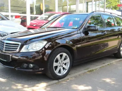 Gebraucht Mercedes C180 156 PS (114 kW) 2011 Braun Kombi