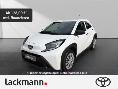 Gebraucht Toyota Aygo X Basis 72 PS (52 kW) 2023 Weiß SUV