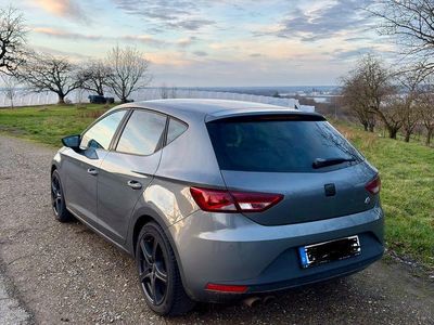 Grau Gebraucht 2013 Seat Leon ST FR Kombi | 9.200 € (Guter Preis)
