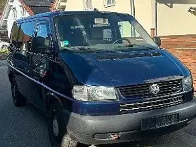 Gebraucht VW T4 151 PS (111 kW) 2002 Blau Van