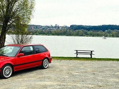 Second-hand Honda Civic 150 CP (110 kW) 1991 Roșu Hatchback