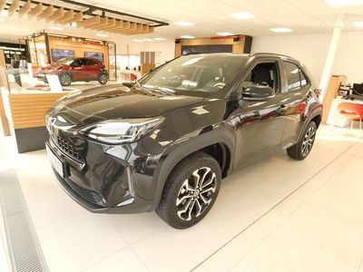 Black mica / ink Neu 2025 Toyota Yaris Cross SUV | 28.290 € (Fairer Preis)