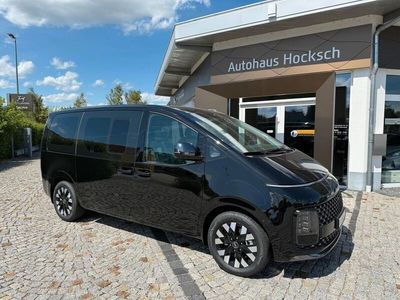 Neu Hyundai Staria Signature 160 PS (117 kW) 2025 Schwarz Van / Kleinbus
