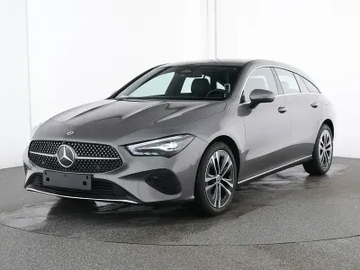 Gebraucht Mercedes CLA200 Progressive 150 PS (110 kW) 2025 Grau Limousine