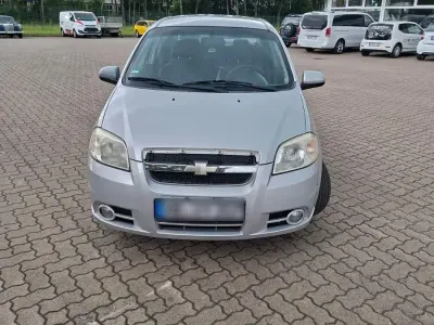 Gebraucht Chevrolet Aveo 181 PS (133 kW) 2011 Grün Kombi