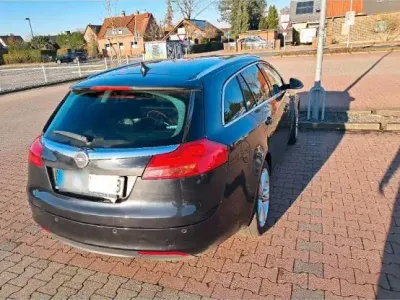 Gebraucht Opel Insignia 160 PS (117 kW) 2026 Schwarz Coupé